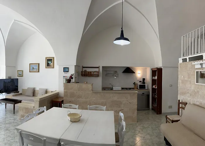 Lina Villa Marina Serra